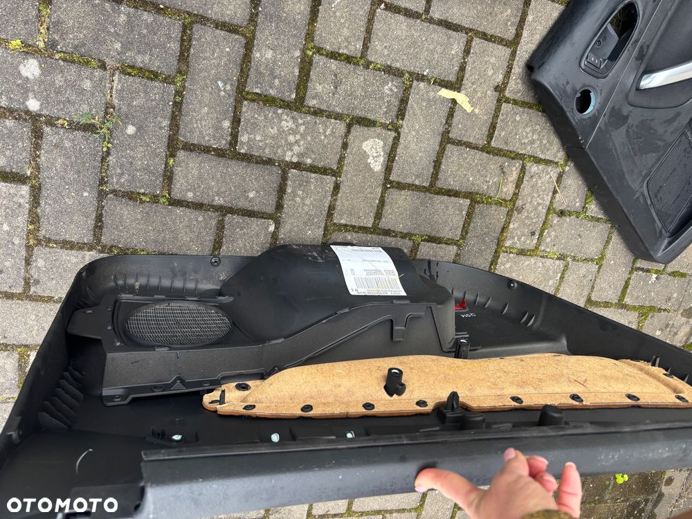 boczki drzwi komplet  1/4 FORD MONDEO MK4 - 9