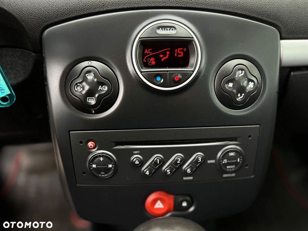 Renault Clio - 18