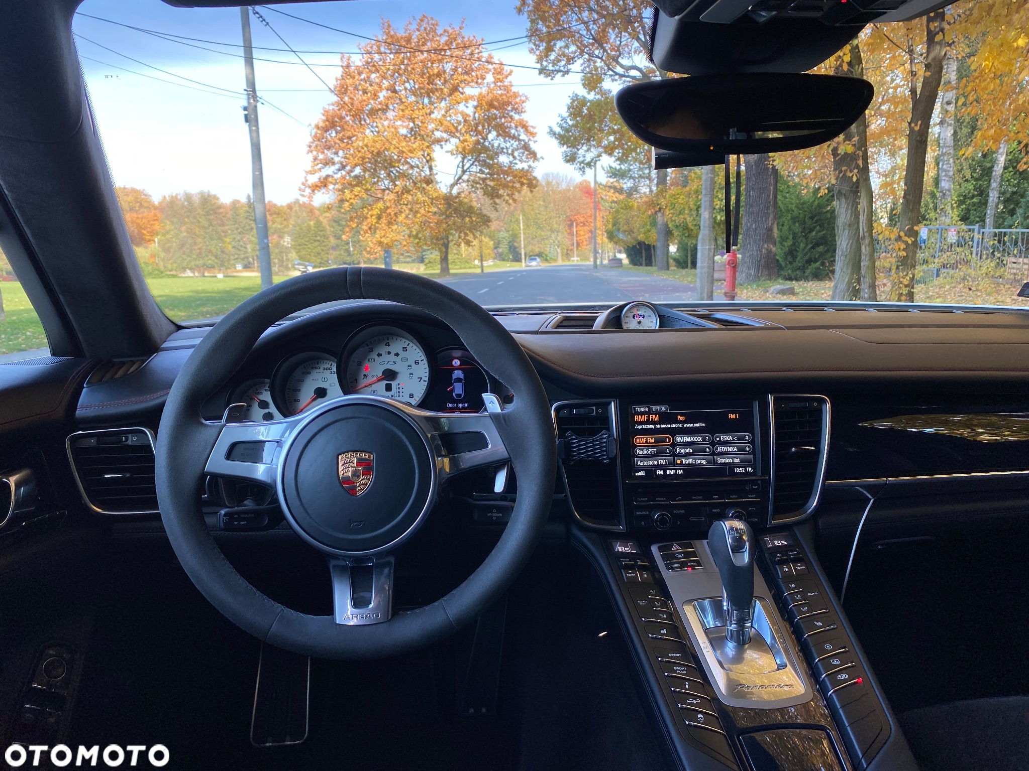Porsche Panamera GTS - 4