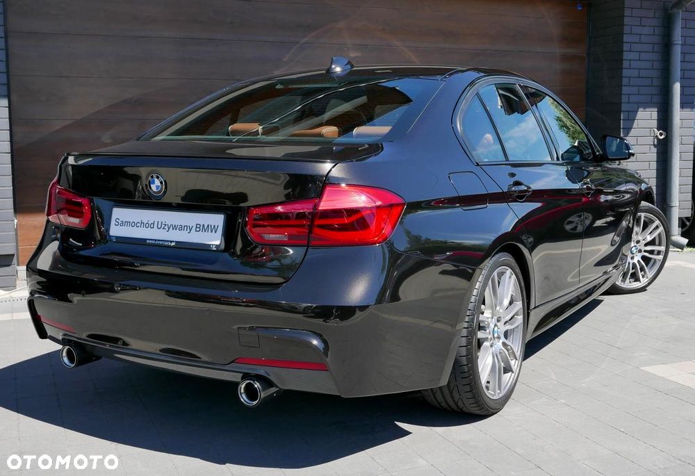 BMW Seria 3 330i M Sport - 14