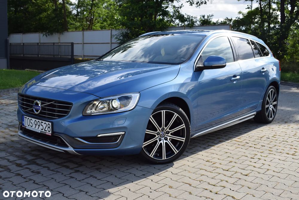 Volvo V60 D4 Geartronic Summum - 3