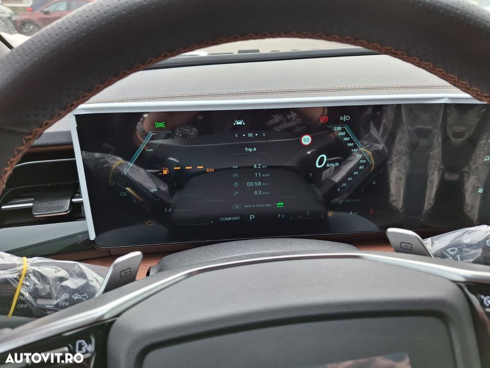 KG Mobility Torres - 12