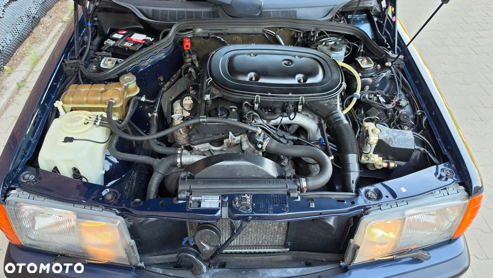 Mercedes-Benz W201 (190) - 6
