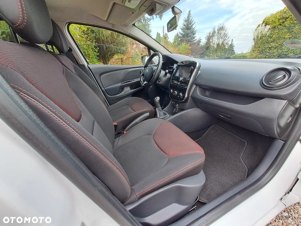 Renault Clio - 7