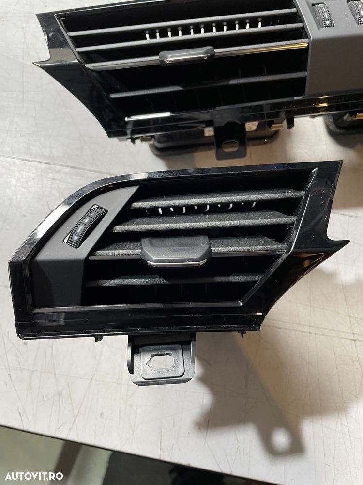 Grile aerisire Audi Q3 - 2