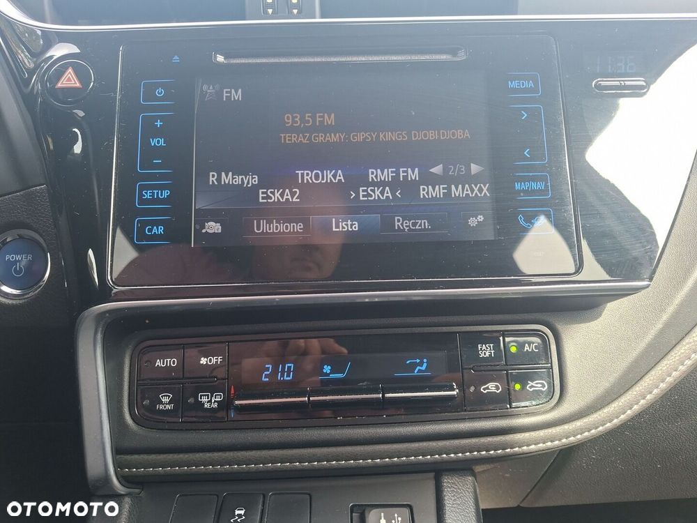 Toyota Auris - 18