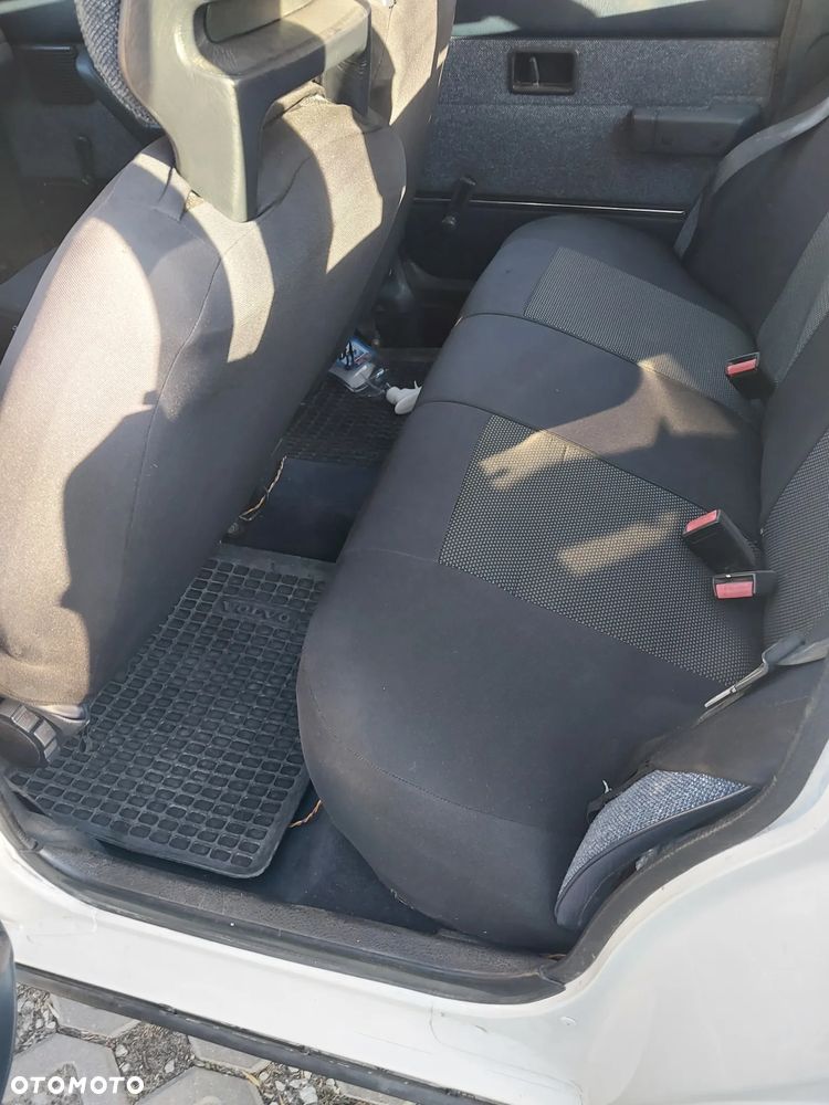 Volvo Seria 200 - 14