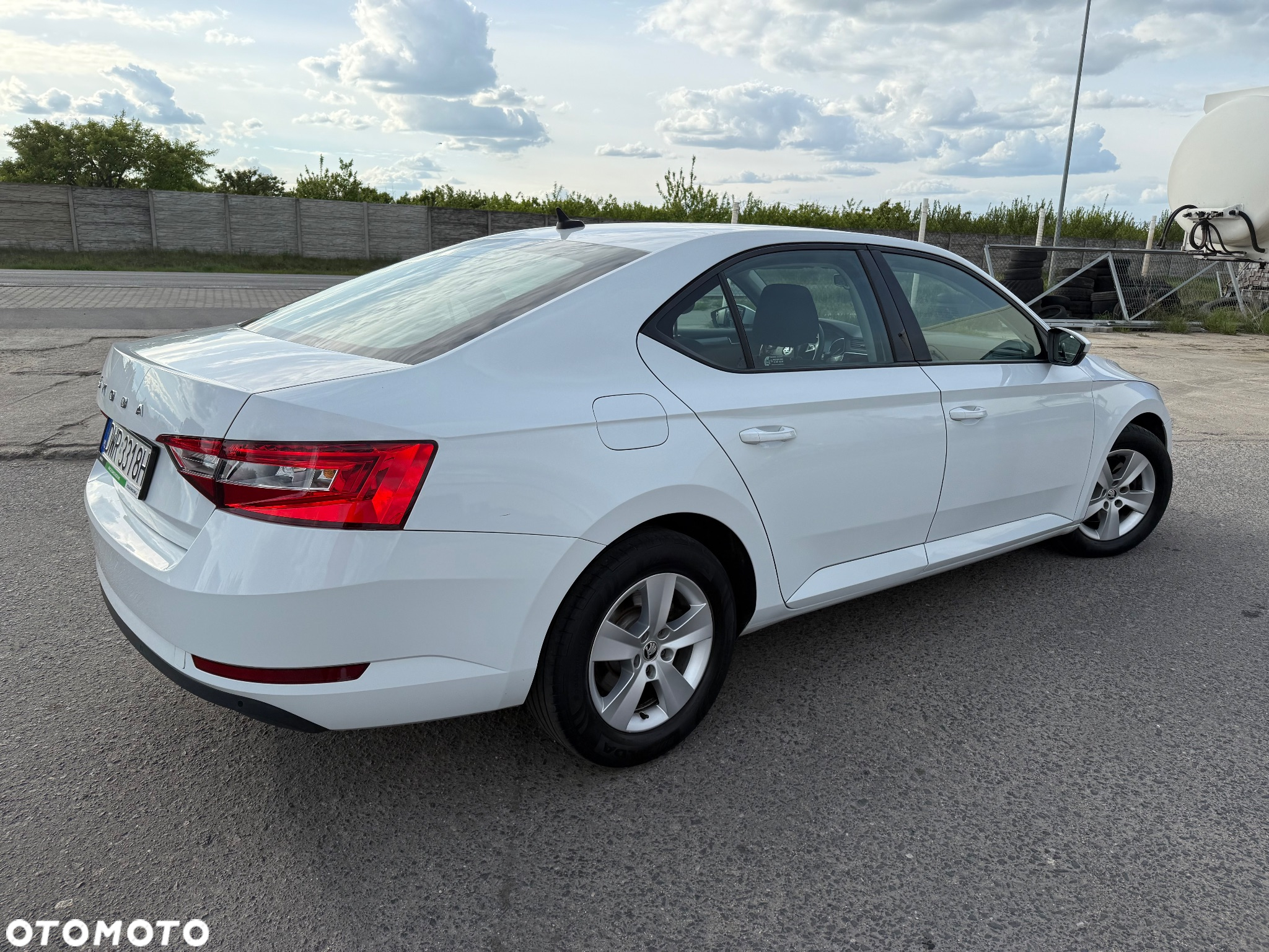 Skoda Superb - 8
