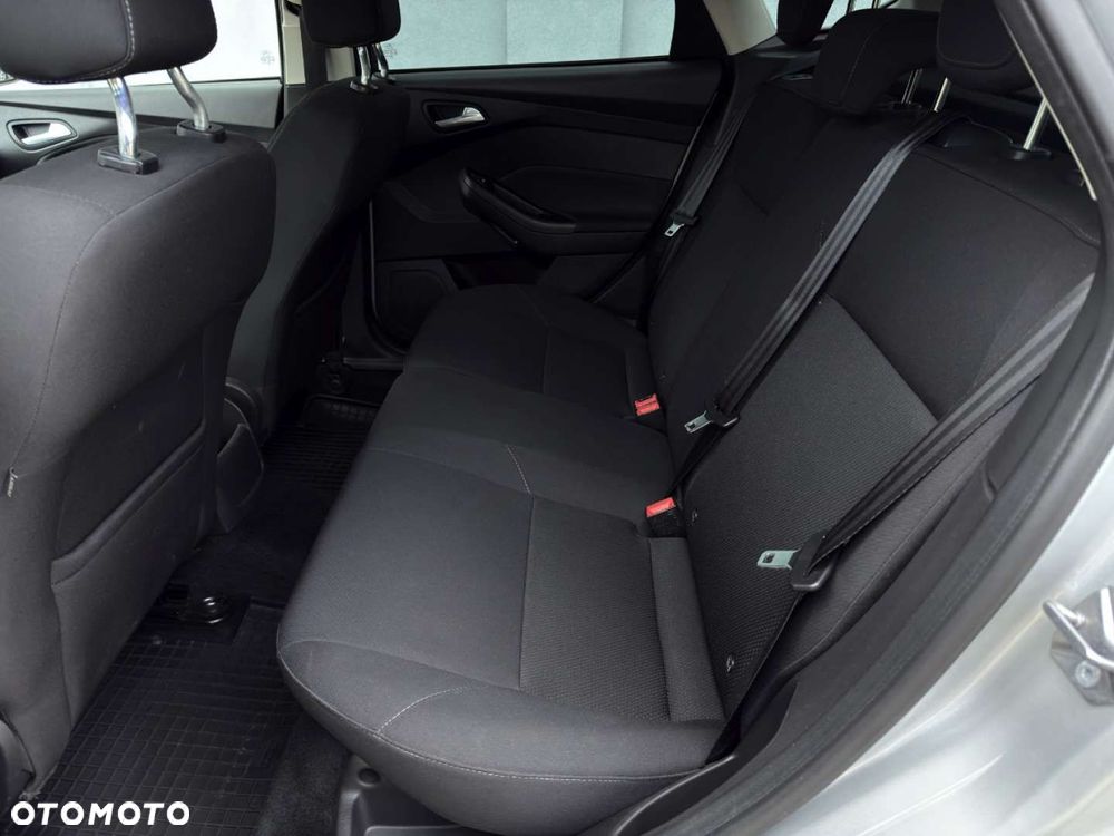 Ford Focus - 31