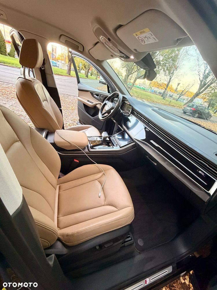 Audi Q7 - 9