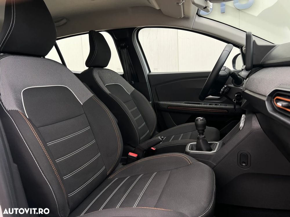 Dacia Sandero Stepway TCe 90 MT6 Essential - 8