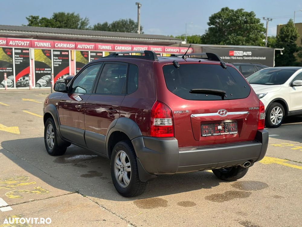 Hyundai Tucson 2.0 DOHC GL MT 2WD COMFORT - 3