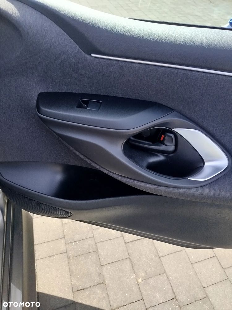 Toyota Yaris 1.5 Comfort CVT - 12