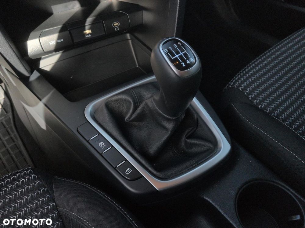 Kia Ceed 1.5 T-GDI M - 15