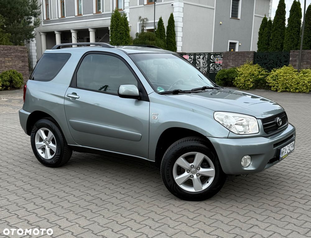 Toyota RAV4 - 3