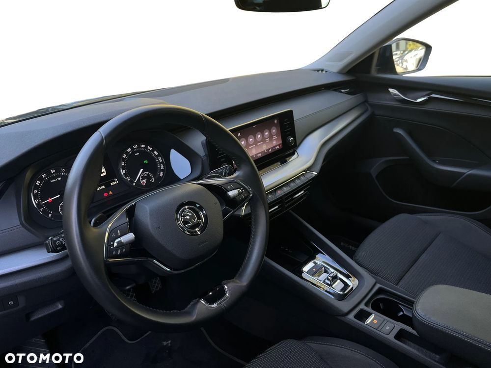Skoda Octavia 2.0 TDI Ambition DSG - 10
