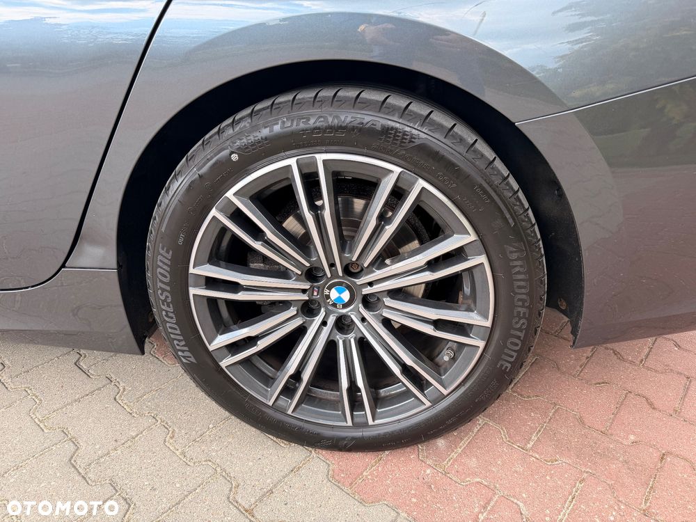 BMW Seria 3 320d MHEV Advantage - 29