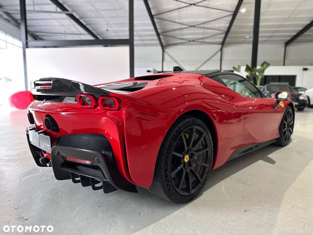 Ferrari SF90 Stradale - 3