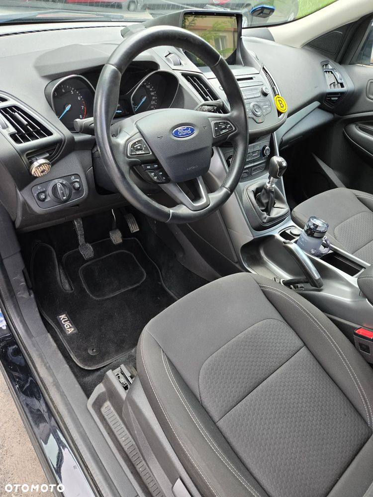 Ford Kuga 1.5 EcoBoost 2x4 Trend - 14