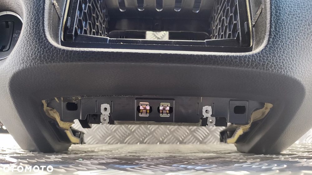 VW TOUAREG II 7P 10-18R DESKA ROZDZIELCZA KONSOLA CZARNA 7P1858295 PODUSZKA PASAZERA 7P6880204 C - 6