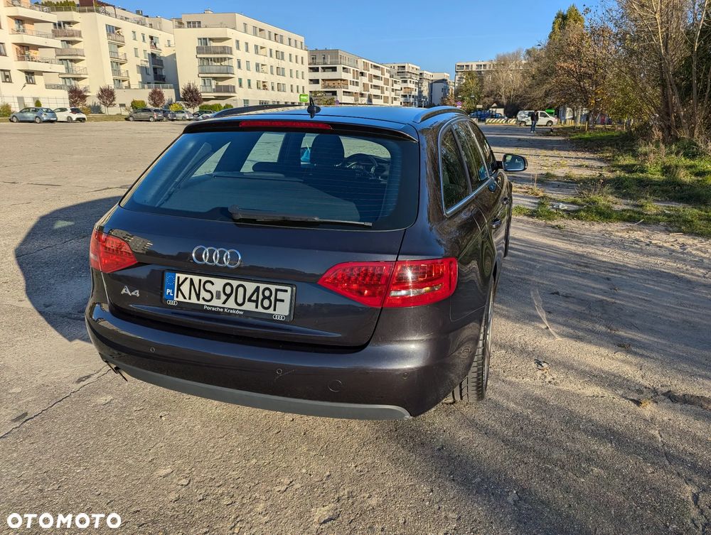 Audi A4 Avant 2.0 TDI - 6