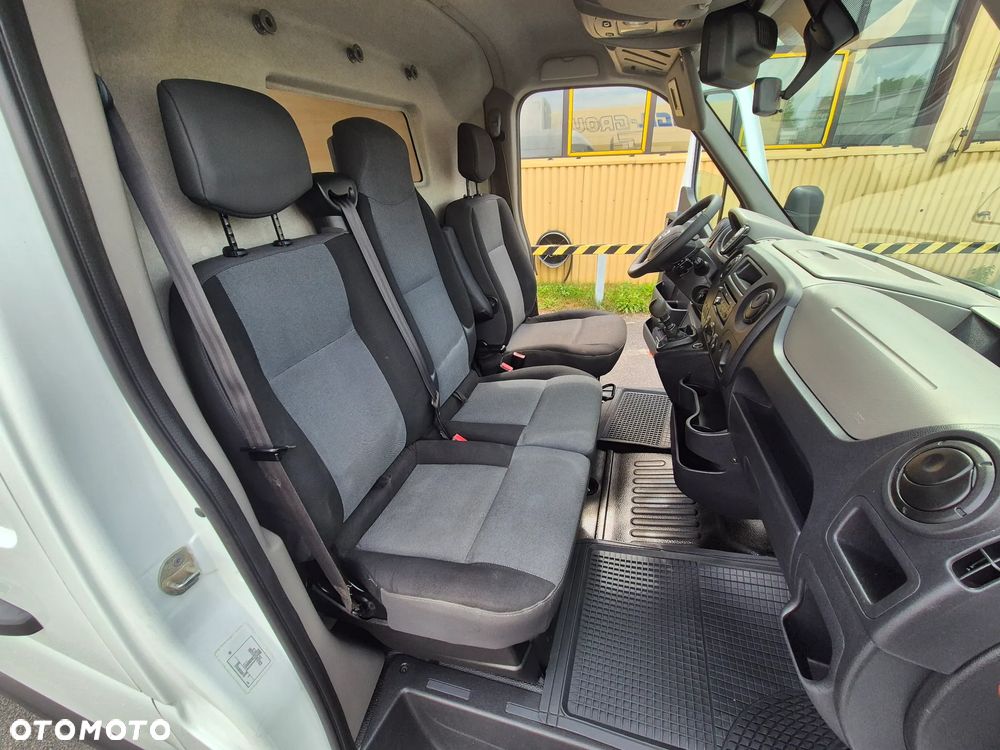 Nissan Nv400 - 26