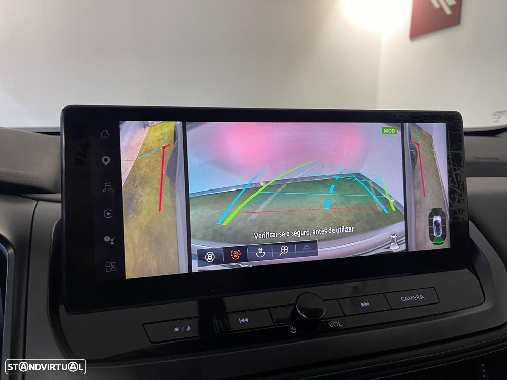 Nissan Qashqai 1.3 DIG-T N-Connecta LED Xtronic - 30
