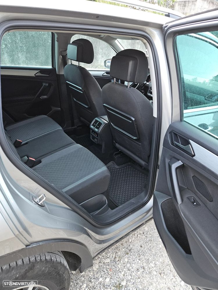 VW Tiguan 2.0 TDI Confortline - 17