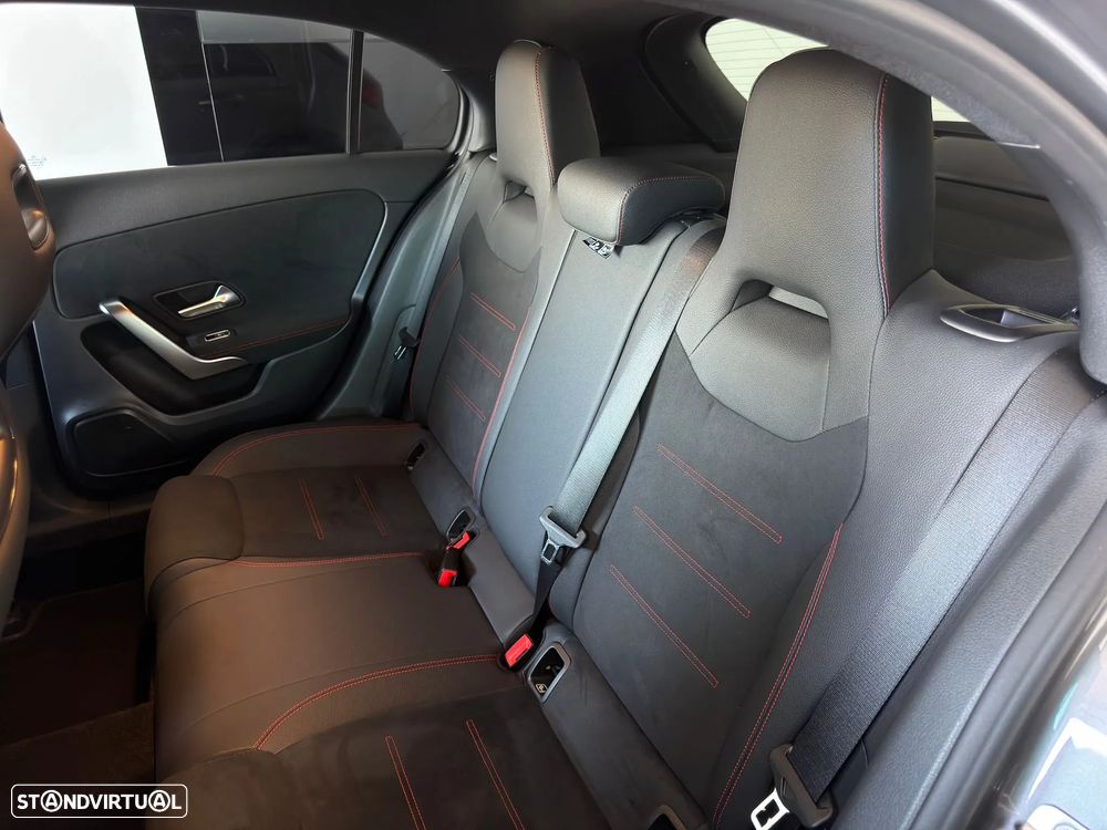 Mercedes-Benz A 180 d - 13