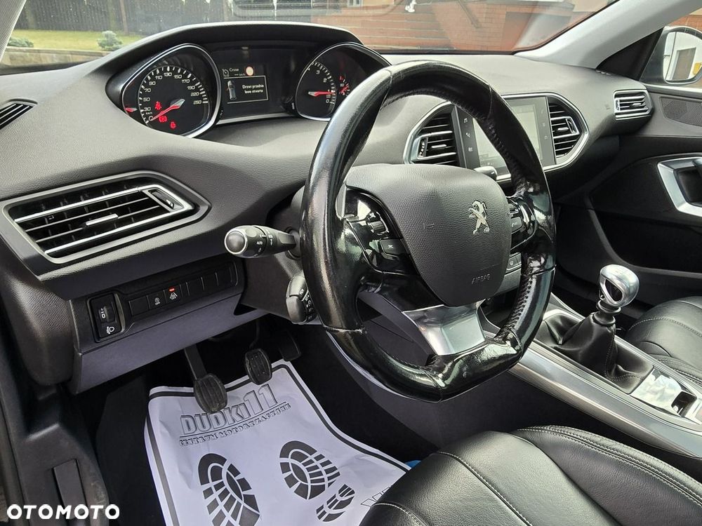 Peugeot 308 - 17