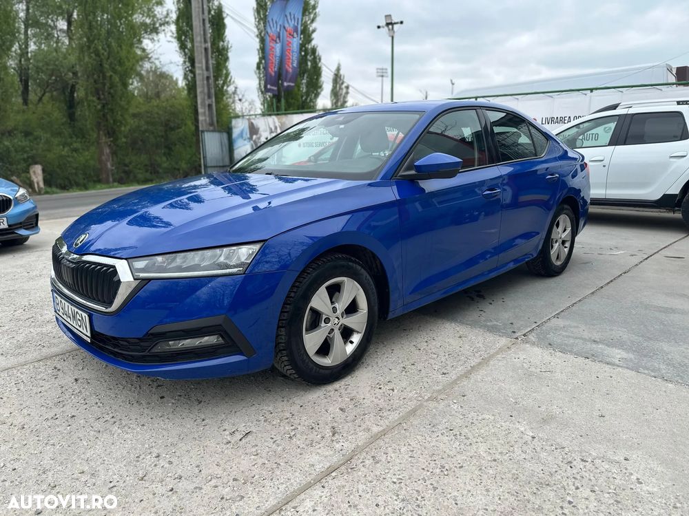 Skoda Octavia 2.0 TDI DSG Ambition - 1