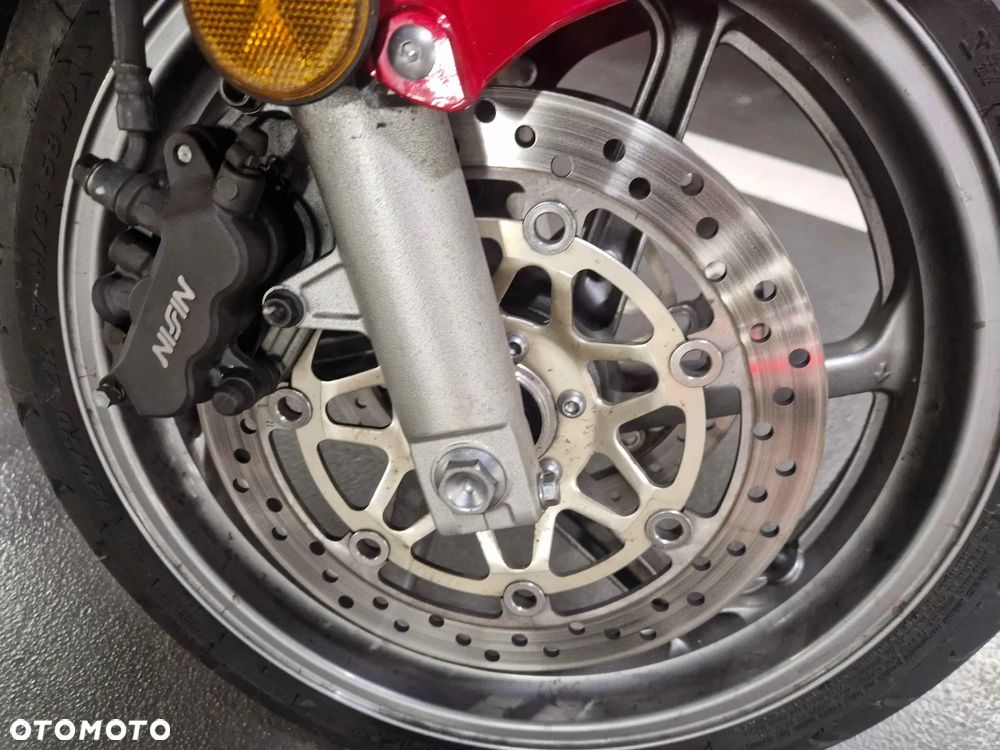 Honda VFR - 17