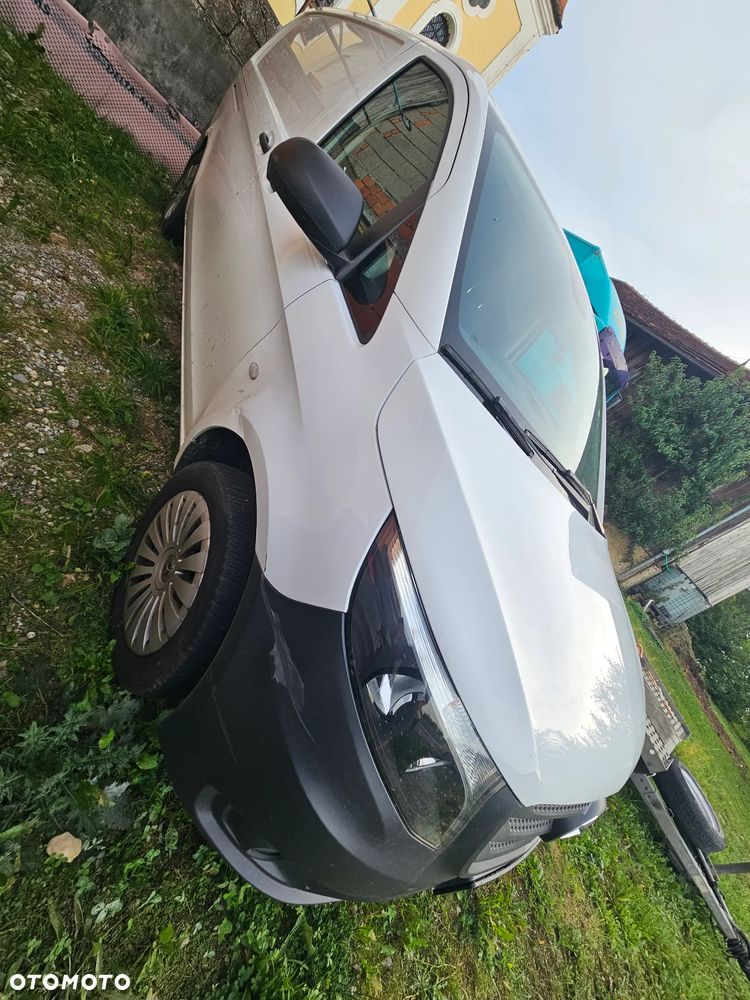 Mercedes-Benz Vito - 18