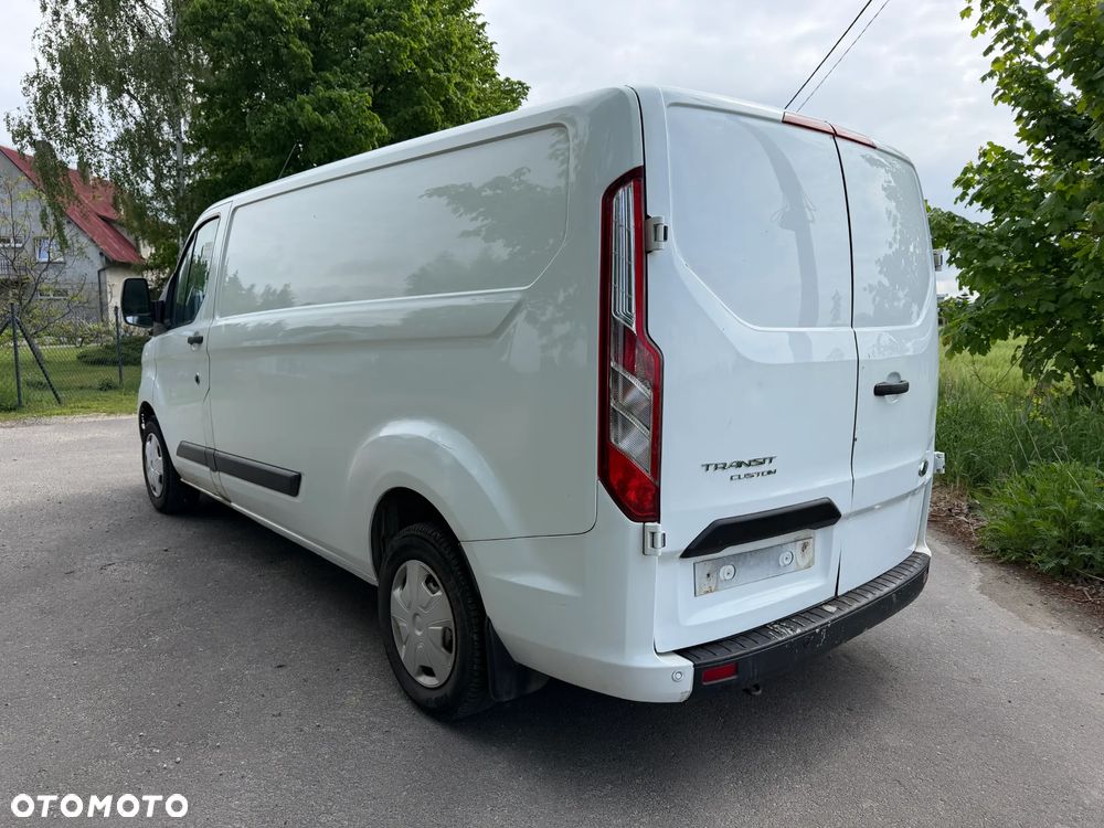 Ford Transit Custom - 11