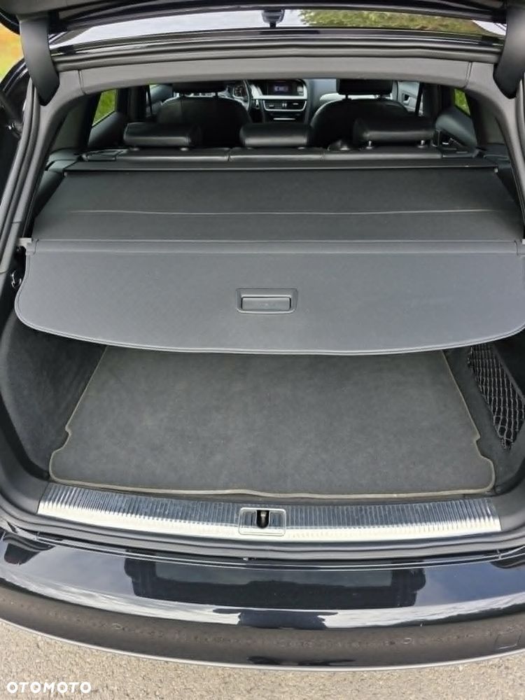 Audi A4 Avant 2.0 TDI Quattro Line - 27