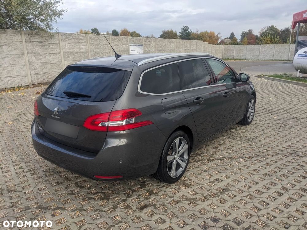 Peugeot 308 SW PureTech 130 Stop & Start Allure - 4