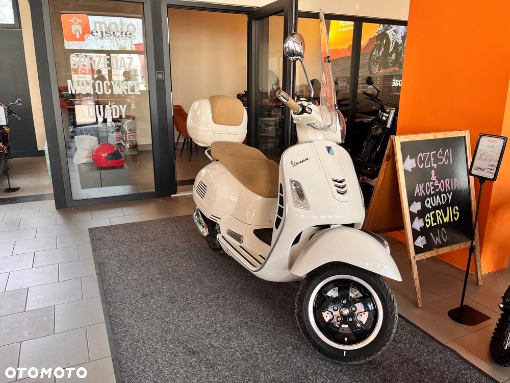 Piaggio Vespa - 1