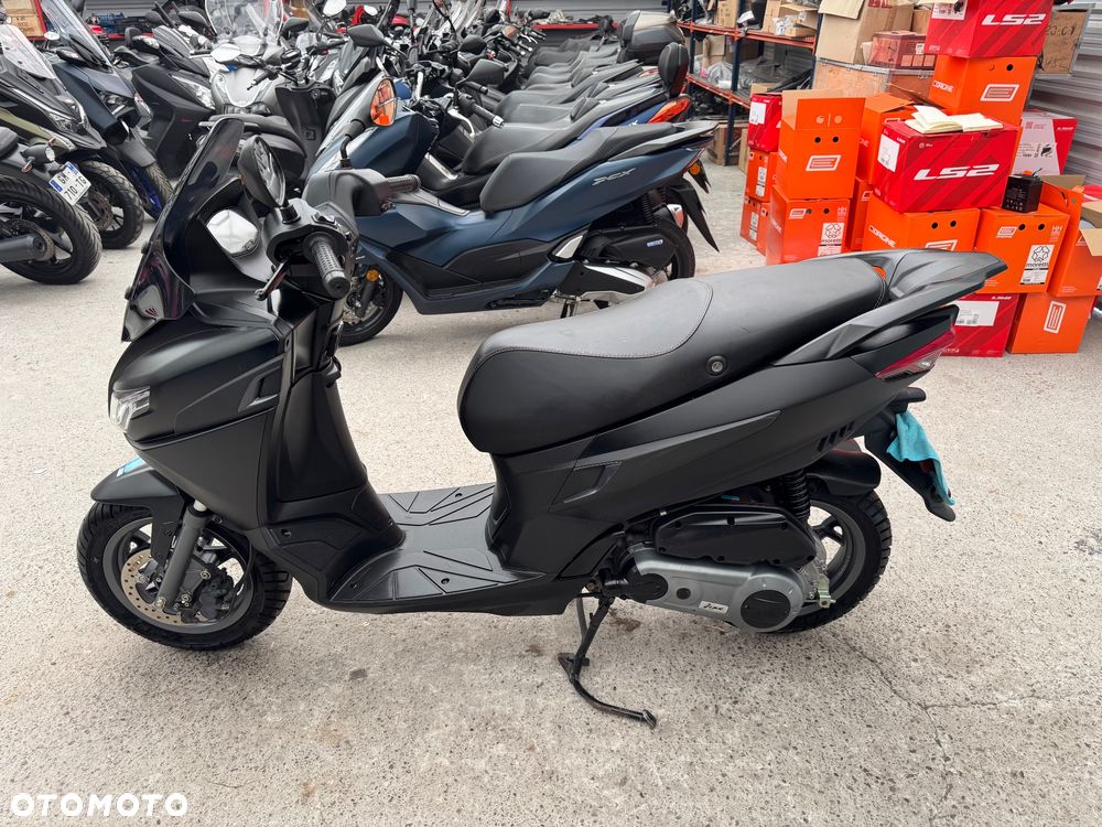 Aprilia SR - 6
