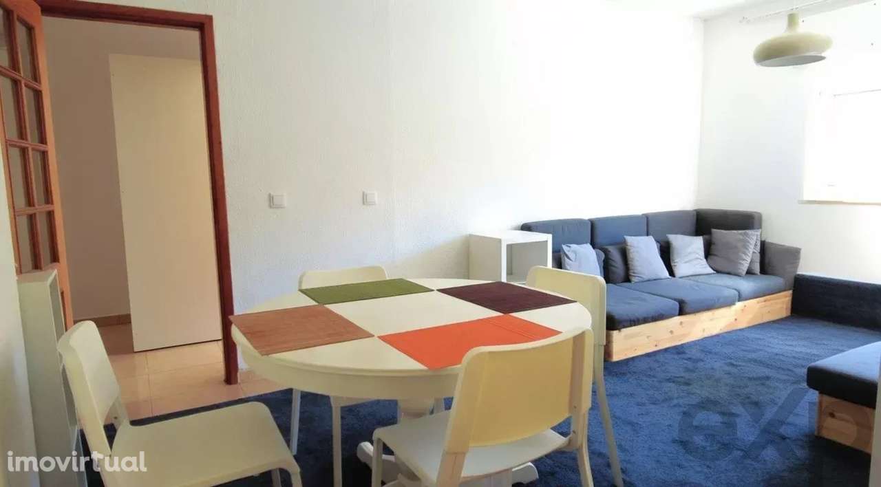 Apartamento T1 perto Metro Sete Rios - Grande imagem: 3/26