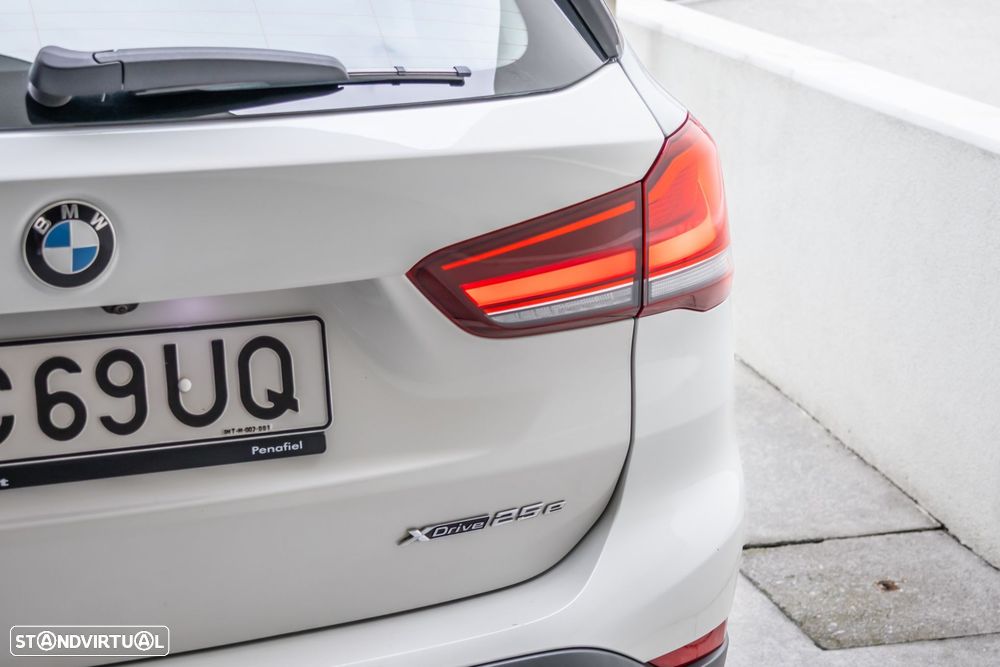 BMW X1 25 e xDrive - 12