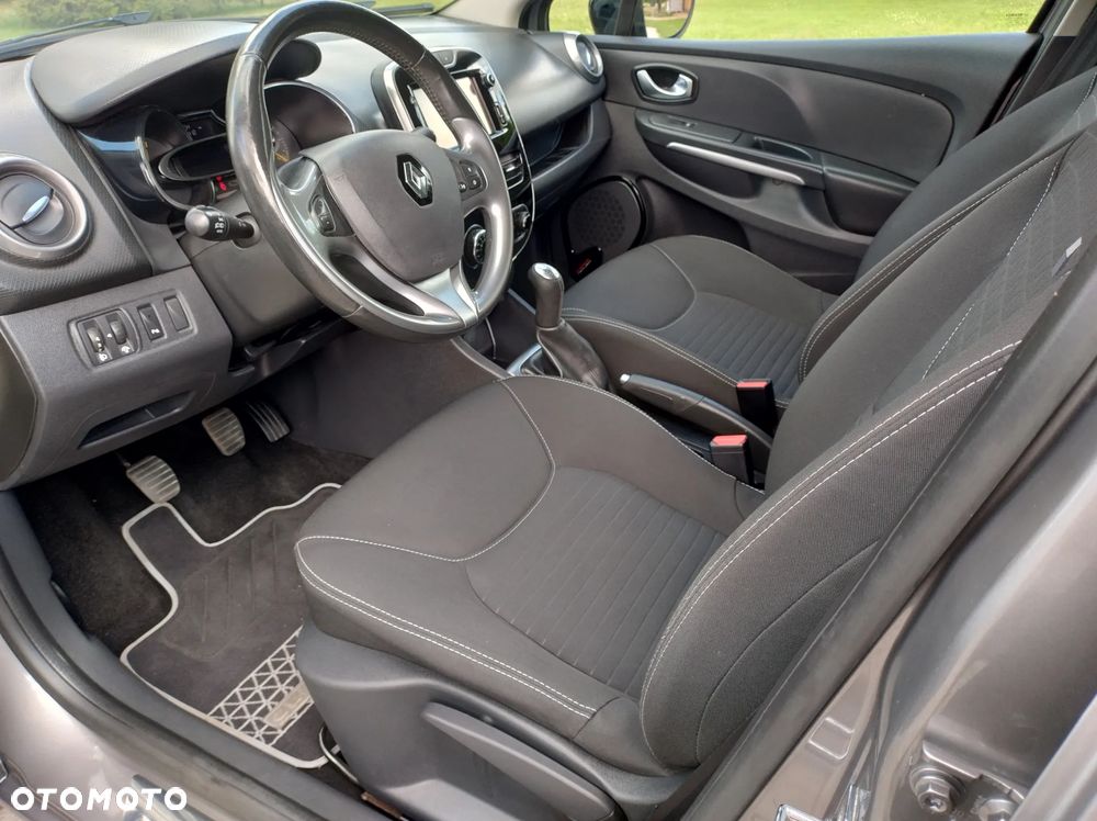 Renault Clio 1.2 16V Limited - 22