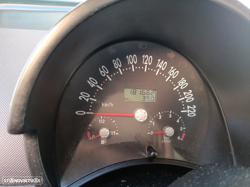 VW New Beetle 1.4 - 5