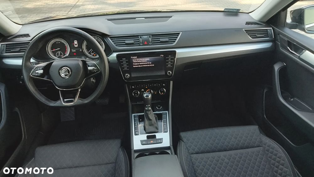 Skoda Superb 2.0 TSI Ambition DSG - 17