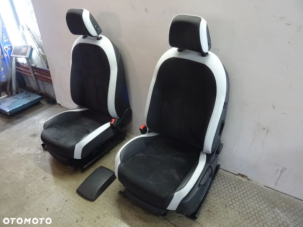 Fotele kanapa Alkantara  HB skora Seat Leon Cupra 5F III czesci - 1
