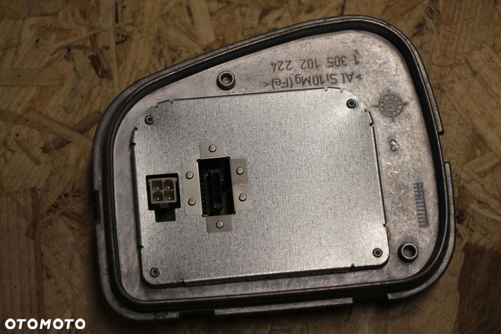 VOLVO V50 S40 LIFT PRAWA PRZETWORNICA 1307329210 - 3