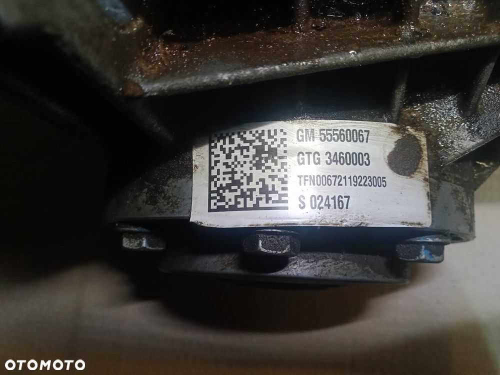 REDUKTOR SKRZYNI BIEGÓW OPEL INSIGNIA 2.0 TURBO  55560067 - 8