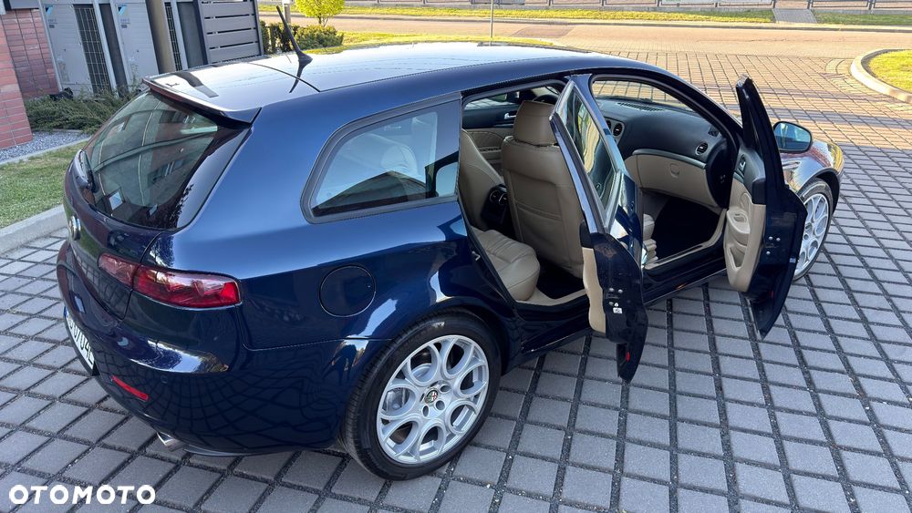 Alfa Romeo 159 2.4 JTDM 20V DPF Q-Tronic Turismo - 32