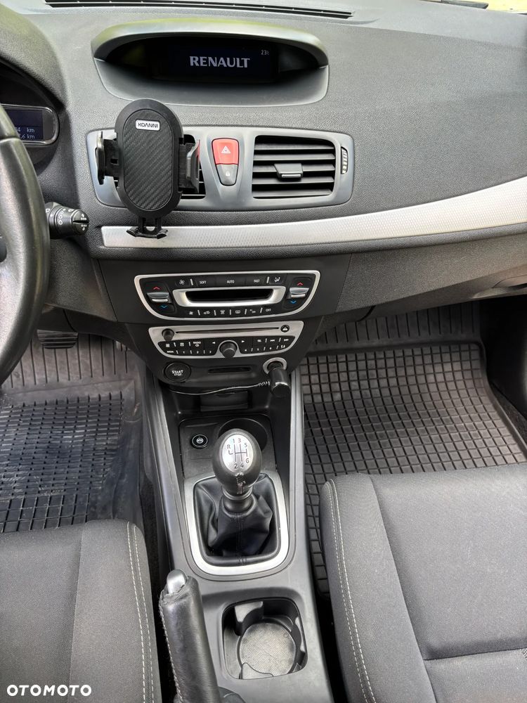 Renault Megane - 11