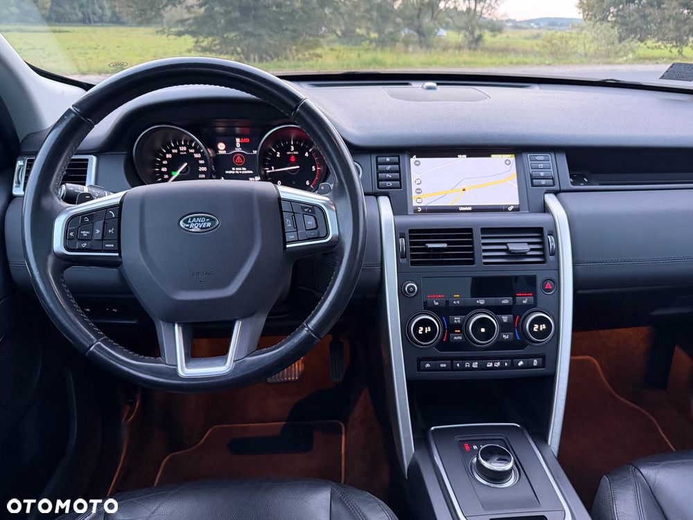 Land Rover Discovery 2.0 TD4 HSE Luxury - 15