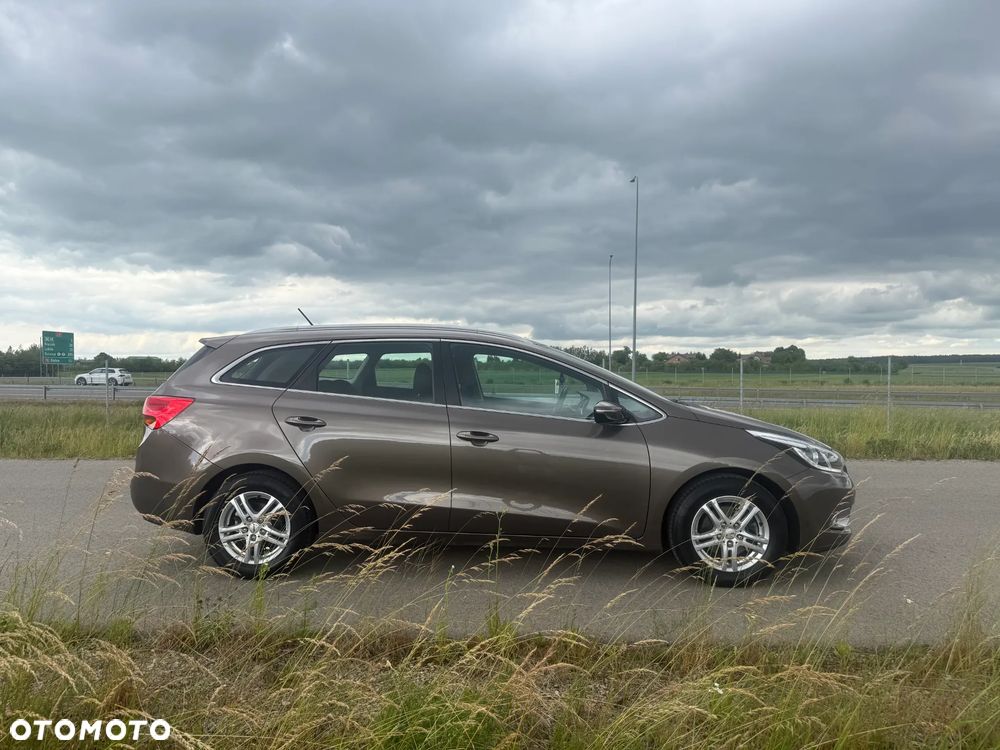 Kia Ceed - 6